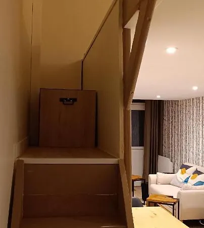 Antares - Sils --- 2 Separees En Mezzanine