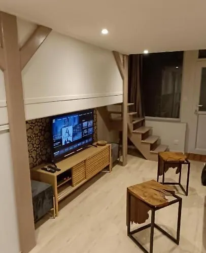 Antares - Sils --- 2 Separees En Mezzanine Διαμέρισμα Καν