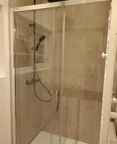 Antares - Sils --- 2 Separees En Mezzanine Καν